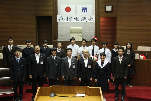 写真：高校生議会が開催されました