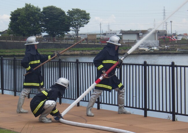  弥富市消防団火災活動実践訓練