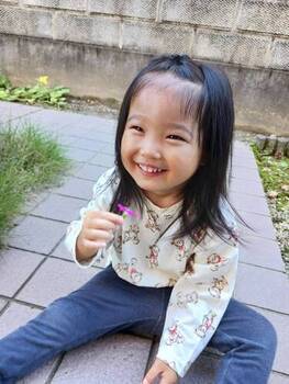 写真：いしだ しおんちゃん
