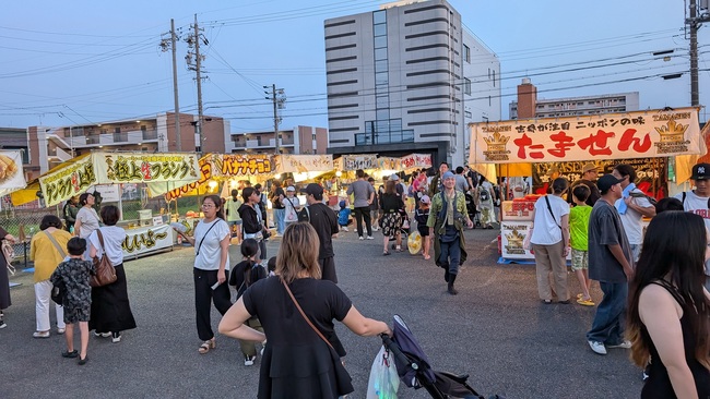 祭りの様子